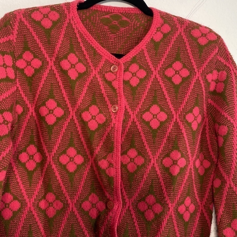 Spring pink and green colorful floral cardigan - Picture 4 of 8